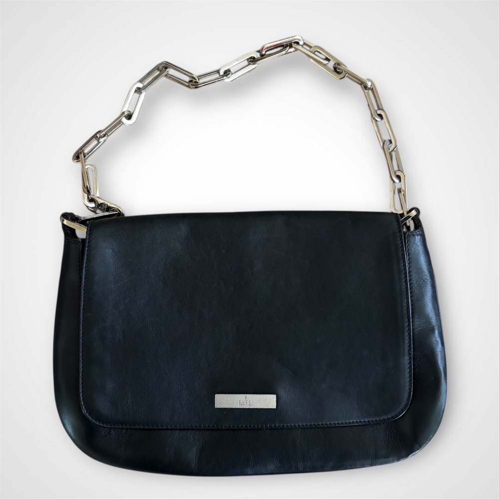 GUCCI metal chain black leather flap bag